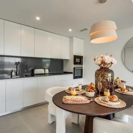 Stylish With Sea View - Pool And Terrace Lejlighed
